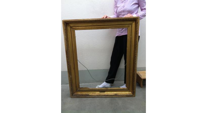 Ce cadre, trouvé dans la rue, a-t-il ou non contenu une toile du Caravage? DR 