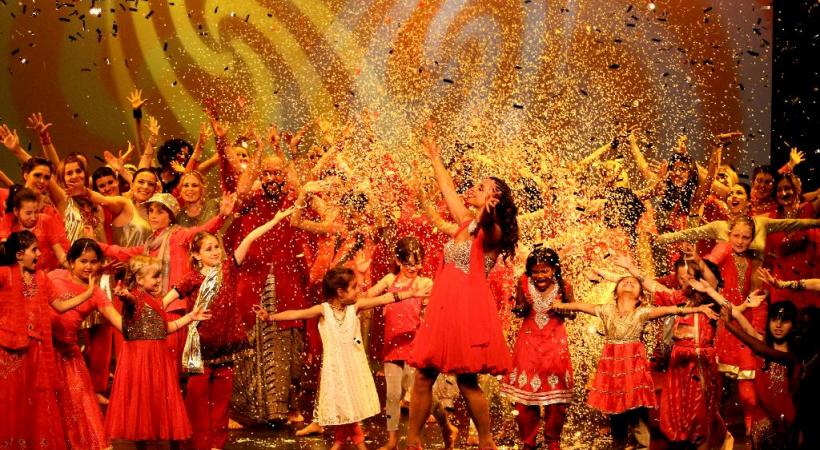 De la couleur et de la joie pour ce spectacle inédit. DR 