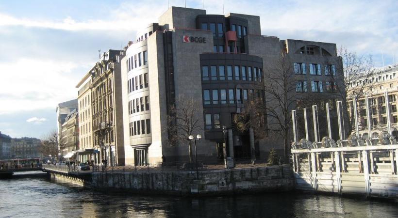 Le système du bouton-pressoir se répand dans les banques de la place. DR 