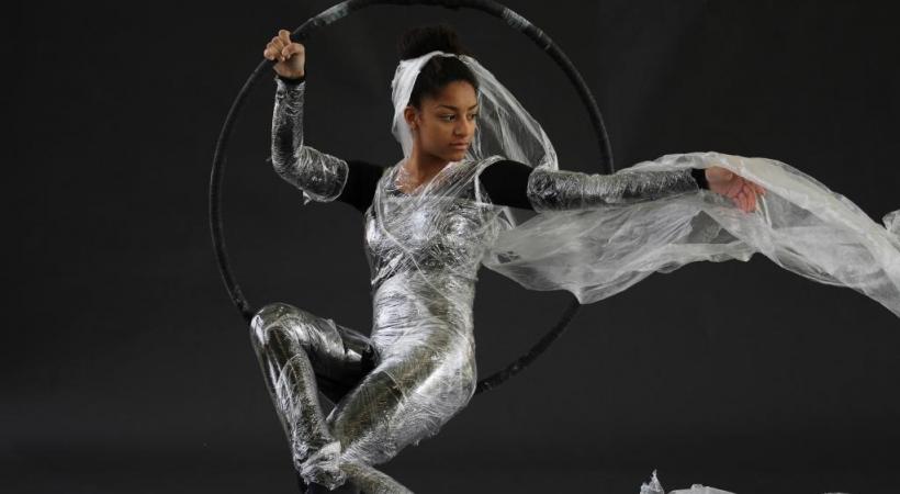 Chaque artiste évolue de façon onirique. DR 