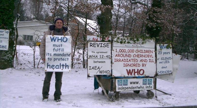 Que ce soit le 26 avril 2007 lors du premier jour de vigie, en décembre 2010 sous la neige, ou la semaine dernière sous un soleil de plomb,  les volontaires sont toujours là. DR 