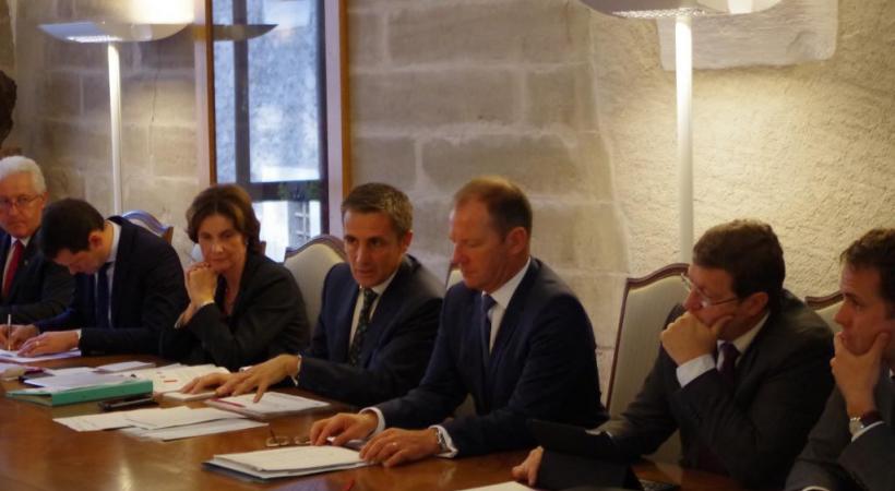 François Longchamp, président du Conseil d’Etat et Serge Dal Busco, ministre des Finances. GIM 