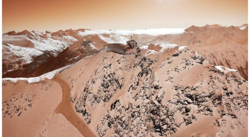 Les sommets entourant Sölden offrent un coup d’œil à 360 degrés sur les Alpes et les Dolomites. ÖTZTAL TOURISMUS Daniel Craig alias James Bond à Solden pendant le tournage de «Spectre». DR Chaque année, quelque 200’000 personnes se déplacent pour faire la connaissance d’Ötzi. DR 