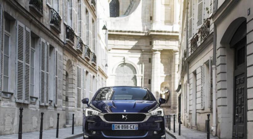 DS 5 HYBRID 4X4 ETG6. dr