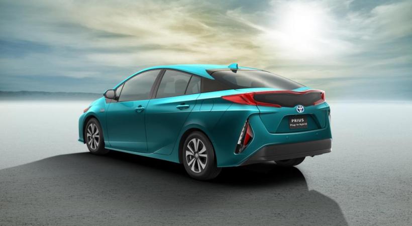  PLUG-IN - Toyota branche la Prius. DR