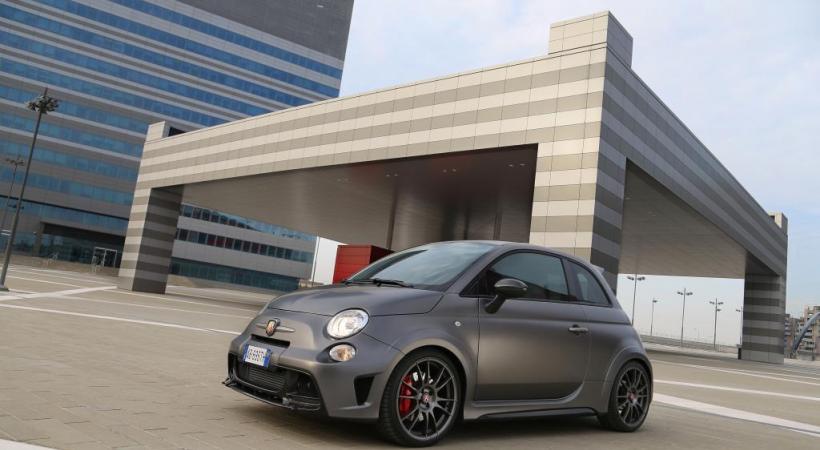ABARTH 695 BIPOSTO 