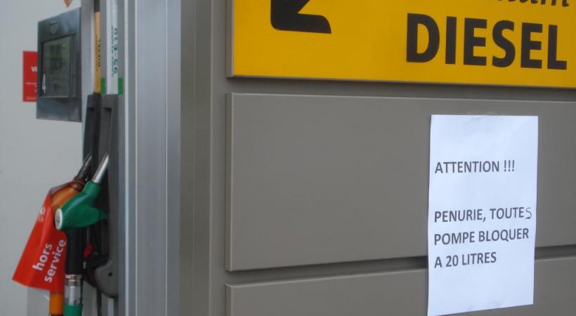 Les habitants du Grand Genève cherchent une station qui propose encore du diesel, questionnent, s’inquiètent... et se dépêchent de faire le plein! DR 