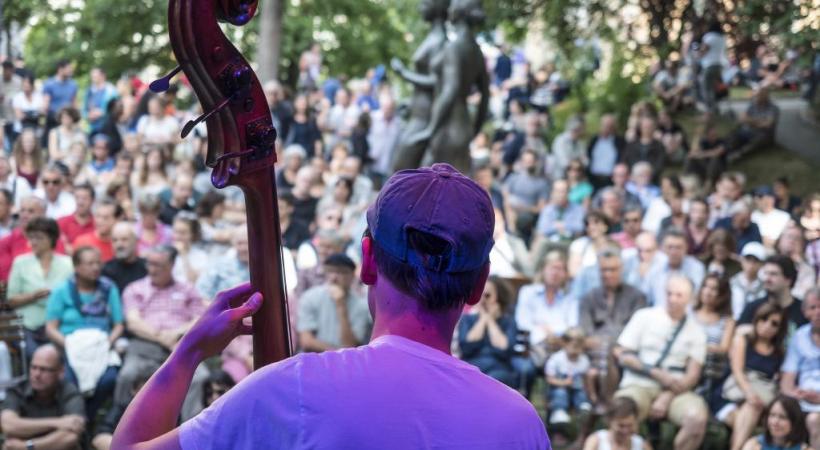 Le grand rendez-vous musical annuel attire toujours la foule dans les parcs. NICOLAS RIGHETTI 