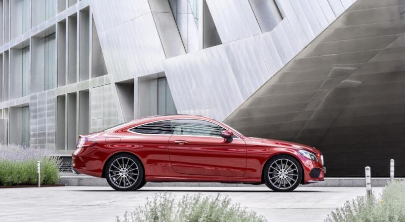 MERCEDES-BENZ C300 COUPÉ