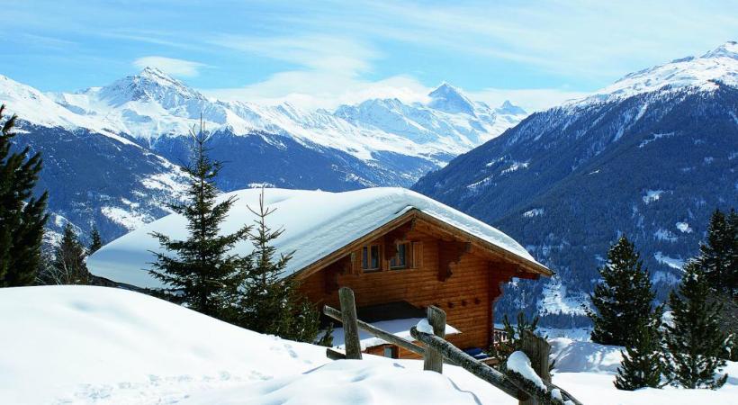 La station offre un panorama exceptionnel sur le Val d’Hérens