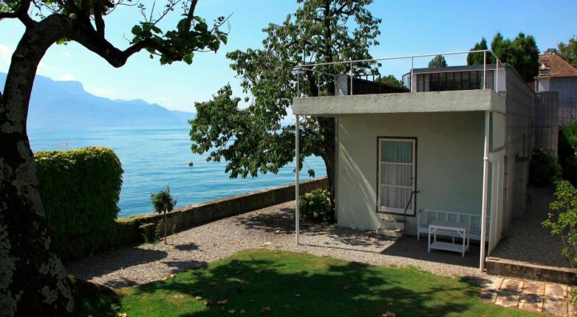 La villa «Le Lac», réalisée en 1923 par Le Corbusier, est le prototype de la maison minimale offrant un maximum de confort et d’espace. DR
