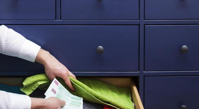 Les épargnants qui ont caché de l’argent à l’étranger craignent de se faire attraper. GETTY IMAGES/KOLDUNOV 