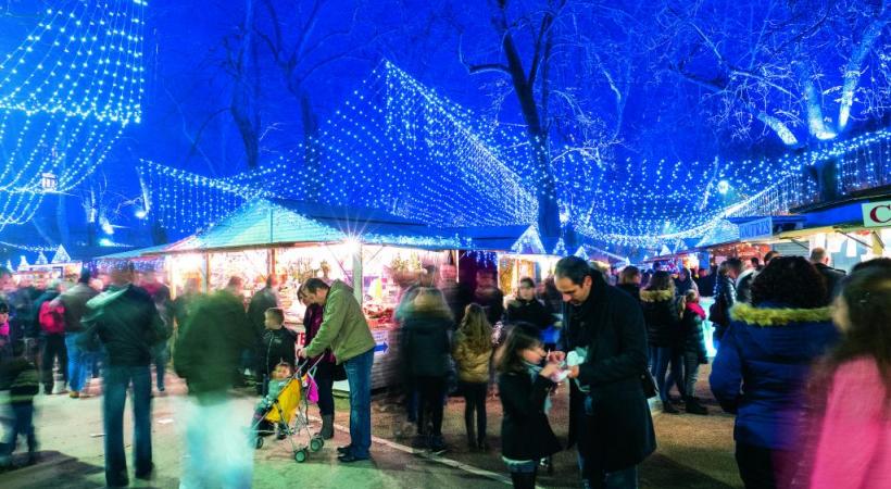 Marché de Noël Place Granvelle. VILLE DE BESANCON 