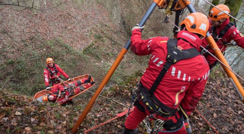 Les missions des pompiers du GRIMP du Service d’incendie et de secours se développent  de plus en plus en milieu urbain. SIS-GRIMP/RéGIS PYTHON 