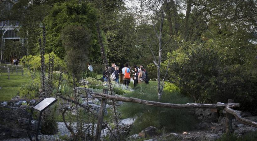 Au Jardin botanique, un riche patrimoine floral à (re)découvrir. VILLE DE GENèVE Légende. VILLE DE GENèVE 