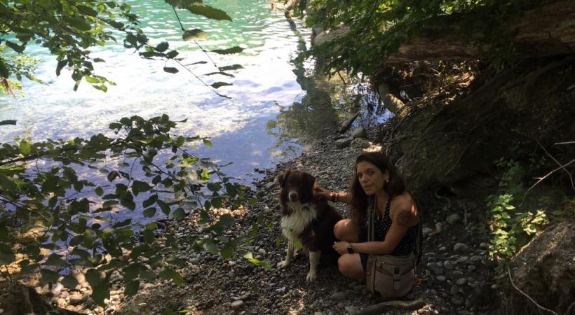 Le berger australien Tchaï et sa propriétaire se méfieront désormais des courants du Rhône. DR 