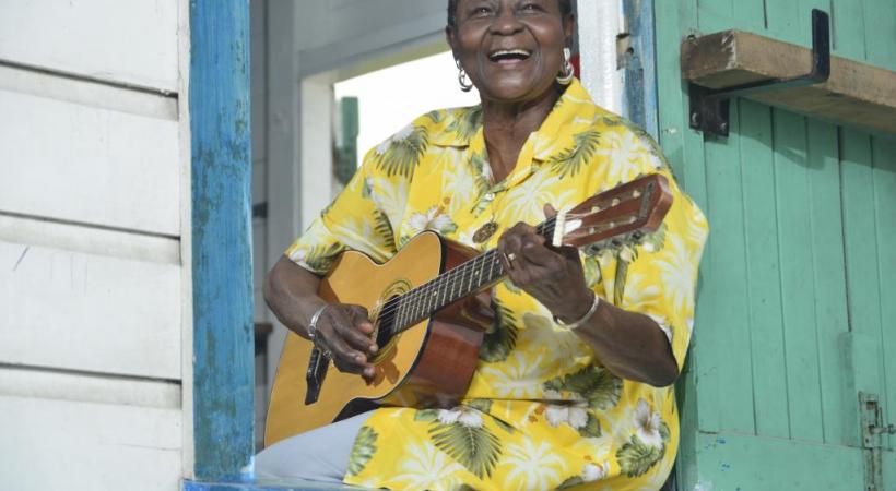 Calypso Rose, la reine du calypso endiablé. RICHARD HOLDER 