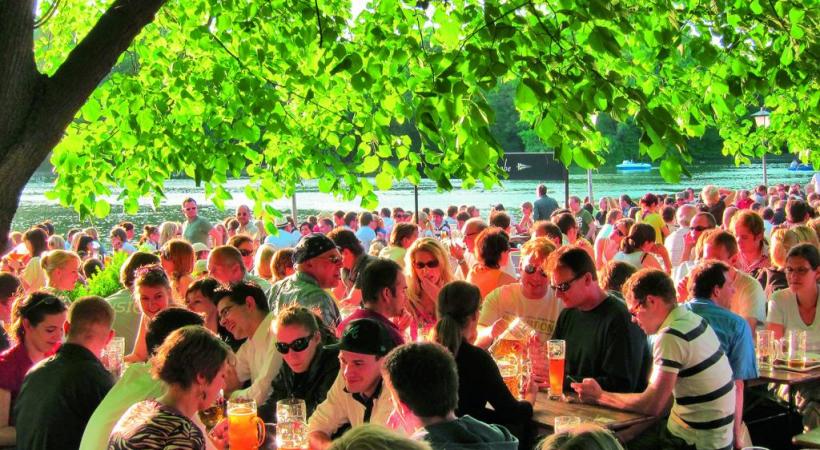 Un des Biergärten, ces fameux jardins de la bière. TOMMY LOESCH 