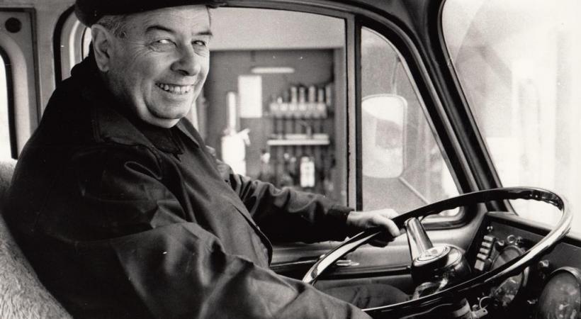 Après avoir renoncé à la politique, Robert Ducret avait remis sa salopette pour aller livrer du mazout. GASSMANN/DR 