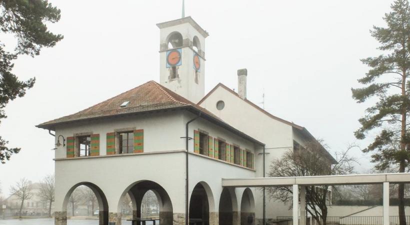 L’école de Meyrin Village. c. theiller