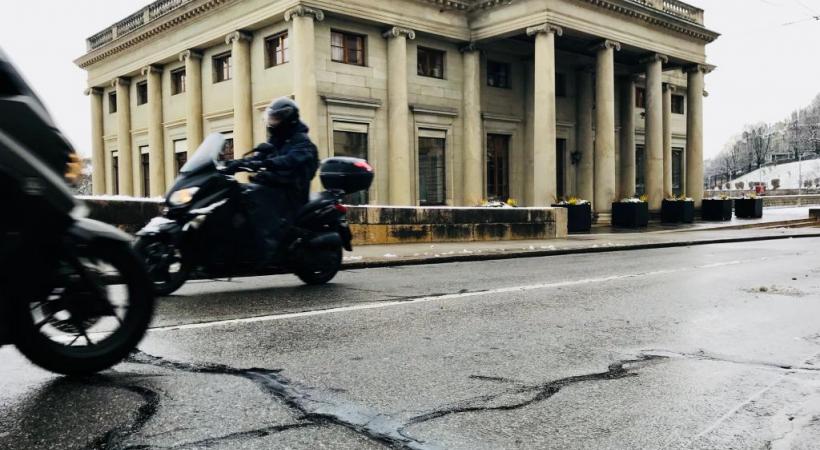 La rue de la Croix-Rouge est dans un sale état. FRANCIS HALLER 