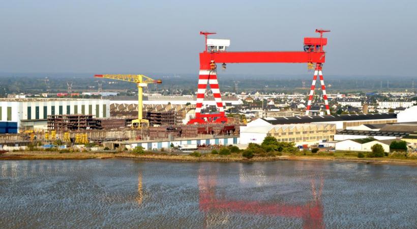 L’Erdre vue depuis le pont Saint-Michel à Nantes. La sixième ville de l’Hexagone est considérée comme la capitale verte de l’Europe. 123RF/THOMAS PAJOT L’île de Nantes et son fameux éléphant mécanique de 12 mètres de haut. Impressionnant! CROISIEUROPE Les chantiers de l ‘Atlantique à Saint-Nazaire. VILLE DE SAINT-NAZAIRE Le «MS Loire Princesse», un bateau qui vous fera découvrir, au rythme agréable de l’eau, une région d’une grande diversité. CROISIEUROPE 