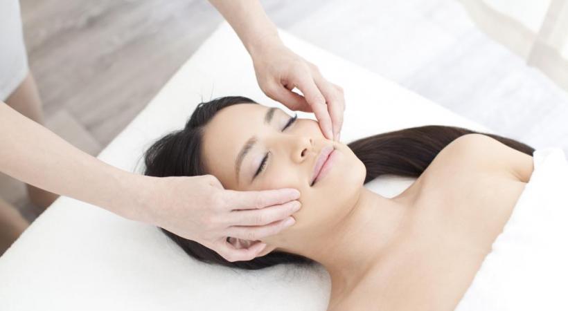 Un moment de détente pour éliminer le stress et retrouver une peau lisse. 123RF/PAYLESSIMAGES 