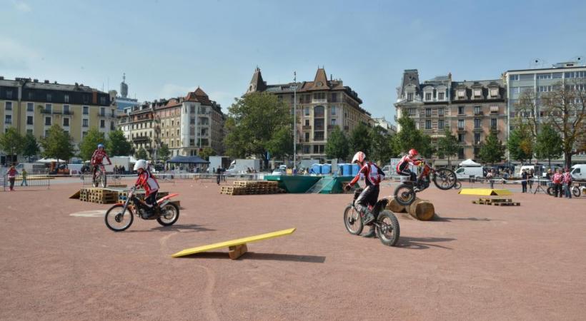 Roller disco, foot de rue, graffitis, flash-mob et bien d’autres animations. C.MEUWLY/VILLE DE GENèVE 