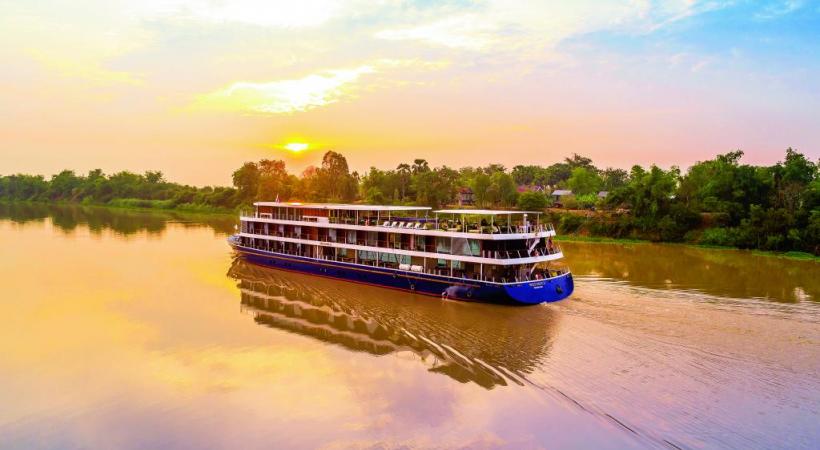 Le «RV Indochine II», un bateau colonial rénové, remonte le Mékong jusqu’à Siem Reap, au Cambodge. CROISIEUROPE