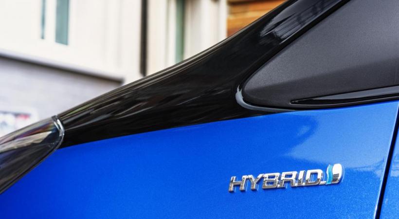 TOYOTA YARIS HYBRIDE  DR 