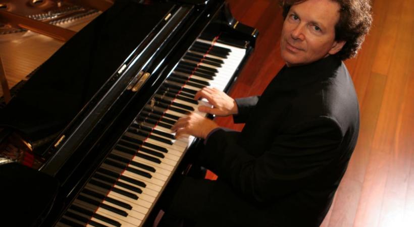 Mikhail Rudy est l’un des plus grands pianistes au monde. DR 