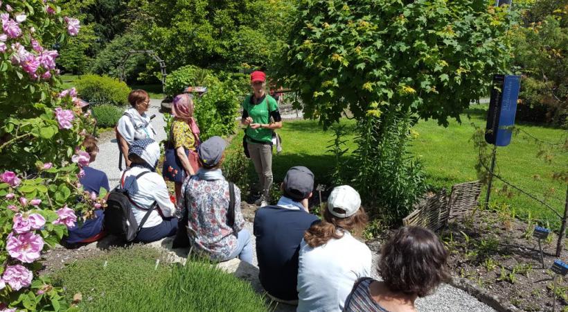 Un spécialiste aborde une thématique différente chaque semaine. CJB-GENèVE 