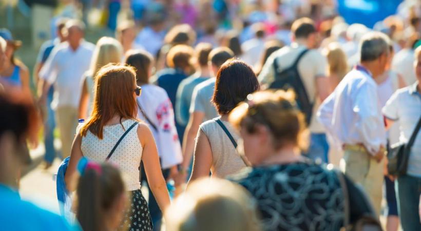 Face aux flux migratoires, la nécessité urgente d’un vaste débat national. 123RF/PAVLO VAKHRUSHEV