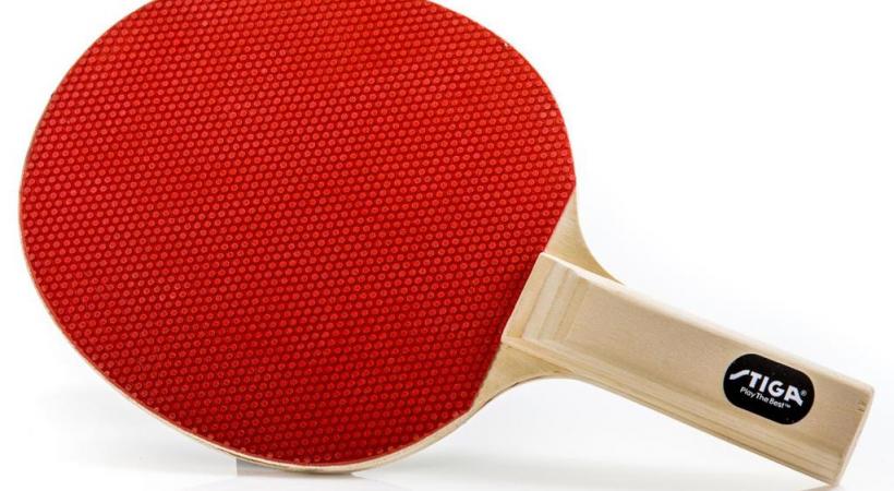 Les raquettes utilisées pour le hardbat sont aussi vintage que charmantes. SACHA TEBOUL