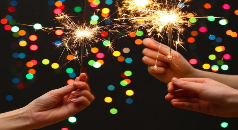 Rompre la solitude et partager un moment festif. 123RF/SEREZNIY  