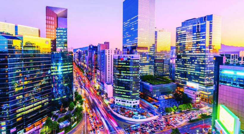 La trépidante vie nocturne de l’arrondissement huppé de Gangnam, à Séoul. 123RF/NATTANAI CHIMJANON 