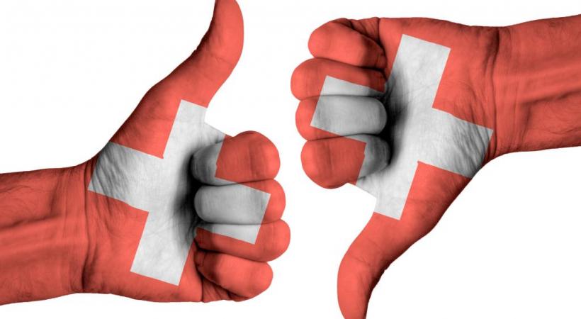 Deux Suisses se sont opposées, à parts quasiment égales, sur l’avenir de notre système  de retraites. 123RF