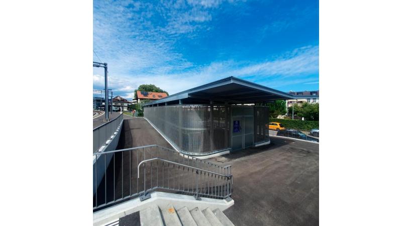 La vélostation flambant neuve se situe au bout du quai en direction de Genève. VILLE DE VERSOIX 