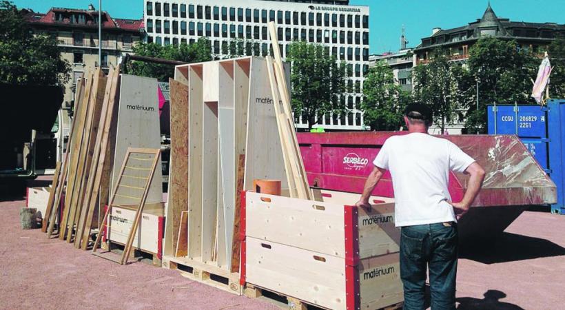 Matériuum récupère la matière brute telle que le bois. DR