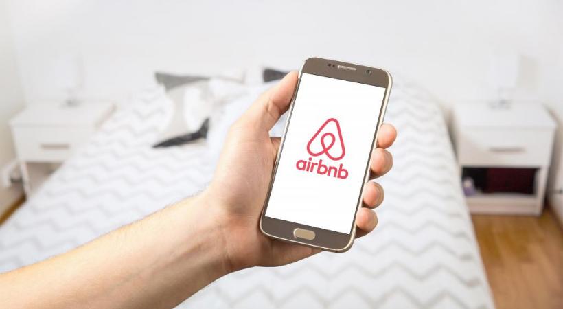 Lors de son dernier pointage, le site Pilierpublic.com recensait plus de 2040 offres de logements Airbnb dans le canton. DR