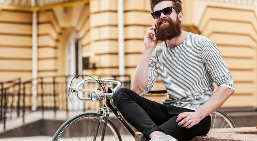 Le bobo prône le règne du vélocipède. 123RF/GSTOCKSTUDIO