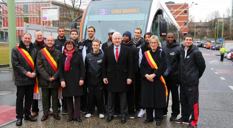  DR DR FLORIAN HOSSFELD.