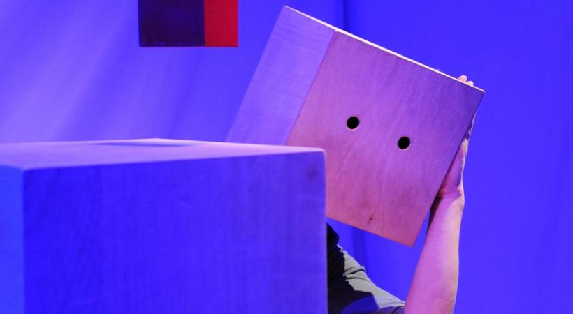 «BoOm» met en scène les réflexions d’un drôle