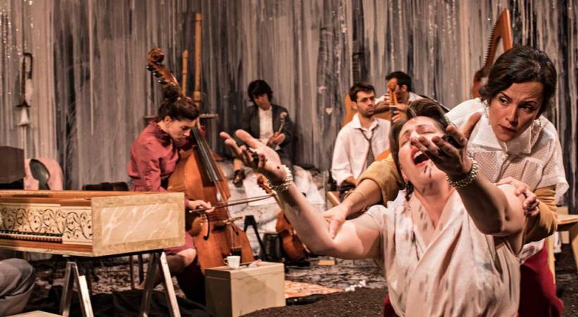 Ce spectacle cocasse, original et profond est mené avec élégance par des interprètes d’une rare qualité. DR