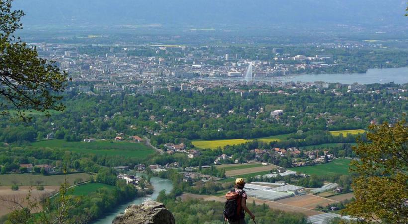 Depuis le Salève, la vue sur le bassin genevois est tout simplement époustouflante. DR