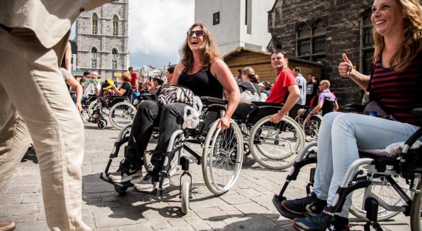 «Mission Roosvelt», un théâtre de rue de la compagnie Tony Clifton, à découvrir, les 9 et 10 octobre, dans le quartier de la Jonction et autour de la gare. SILEKS
