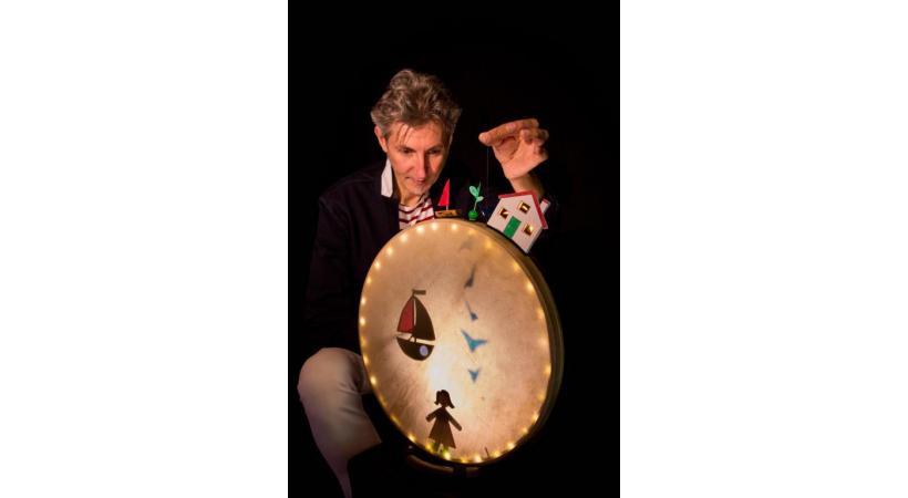 Thierry Bénéteau sollicite les objets du quotidien avec malice. LAURENT TOUZEAU